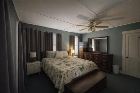 1327 U.s. 1 York ME 03902