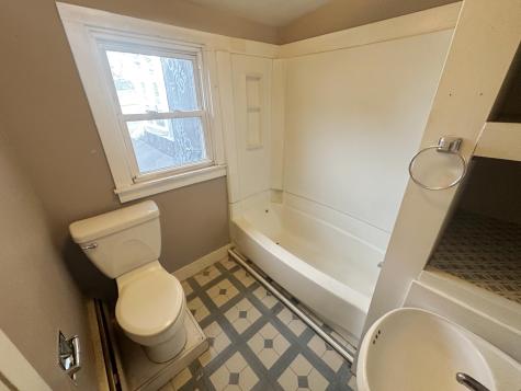 25 Forest Street Portland ME 04102