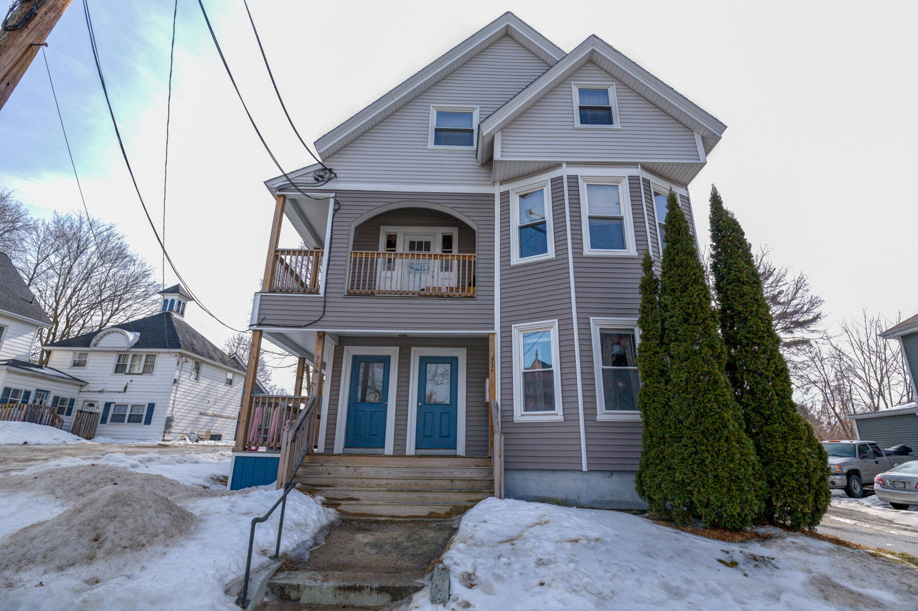 337 Pine Street Lewiston ME 04240