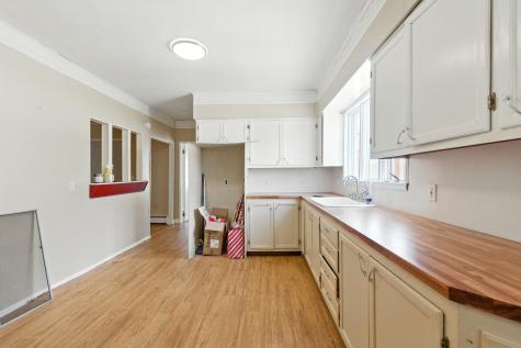 16 Hill Street Biddeford ME 04005