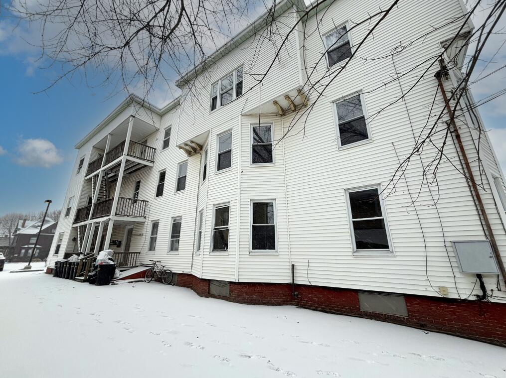 55 Howe Street Lewiston ME 04240