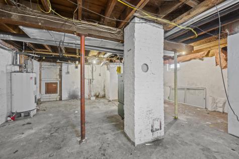 13 Oxford Street Sanford ME 04073