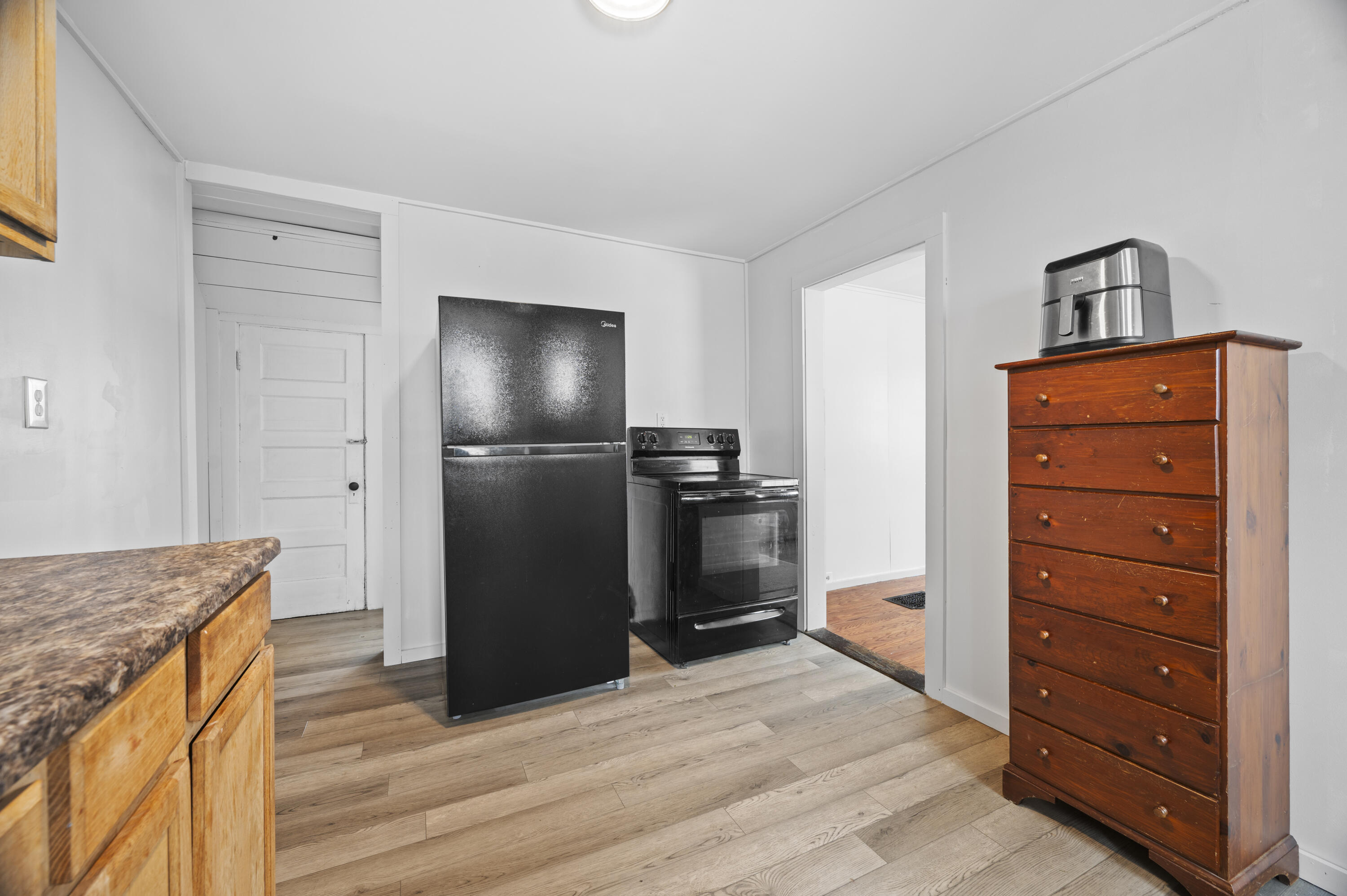 13 Oxford Street Sanford ME 04073