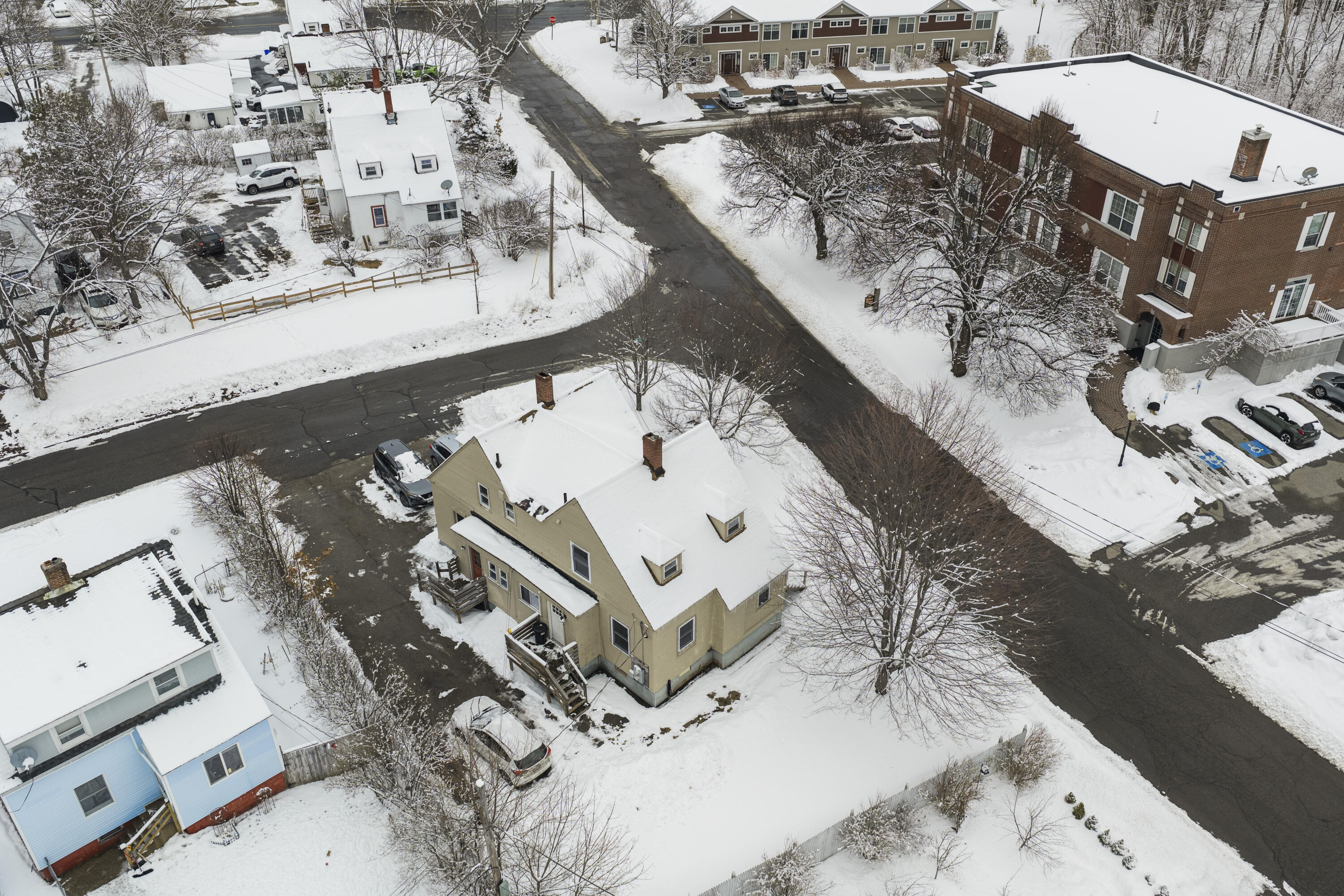 13 Oxford Street Sanford ME 04073