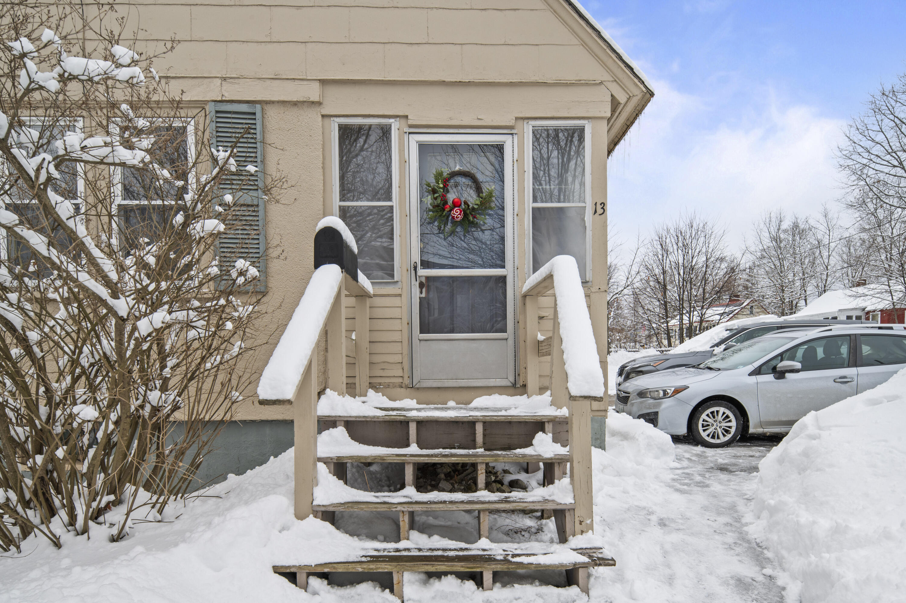 13 Oxford Street Sanford ME 04073