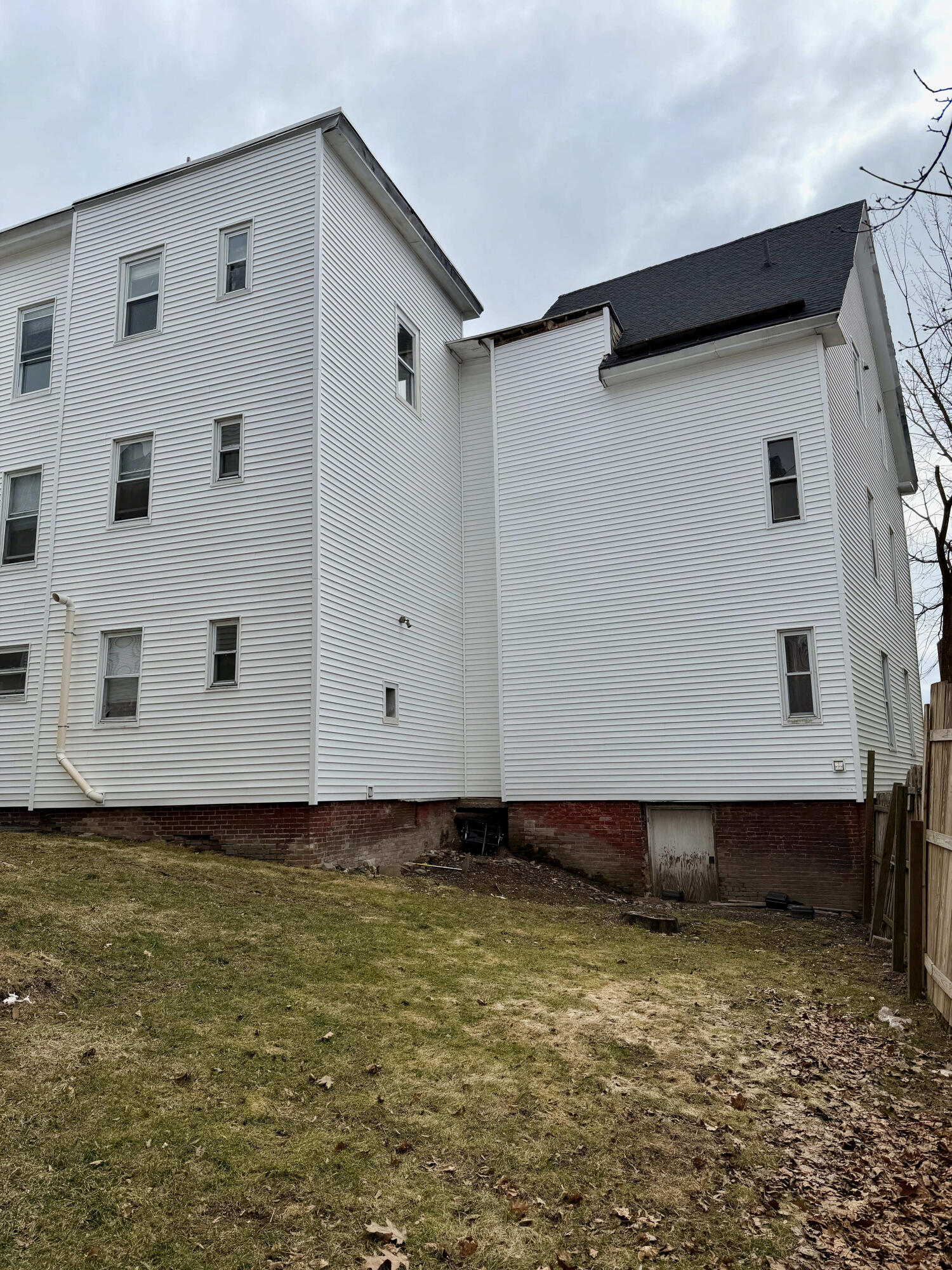 12-14 College Street Lewiston ME 04240