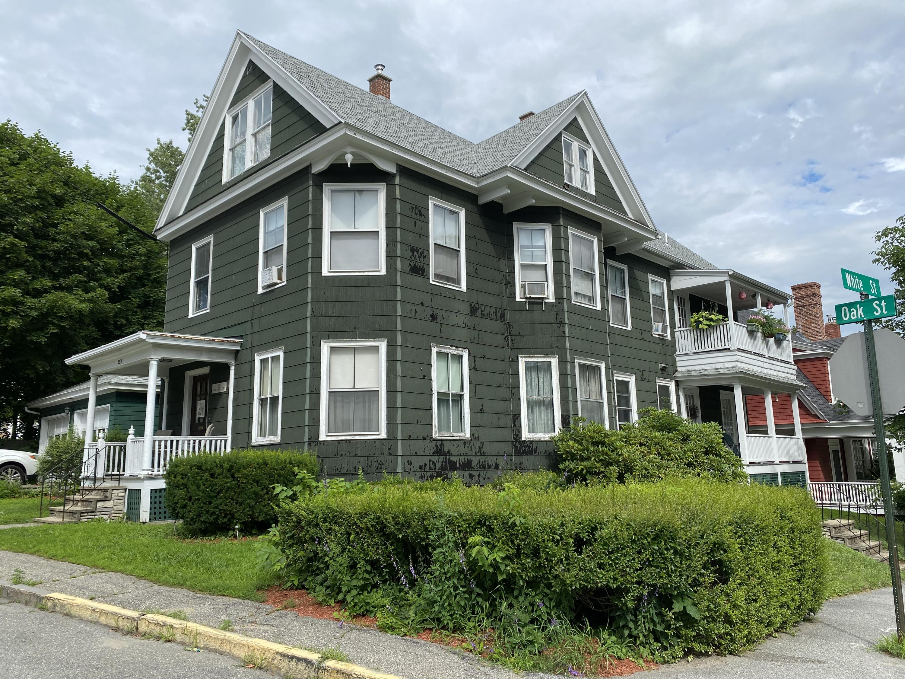 253 Oak Street Lewiston ME 04240