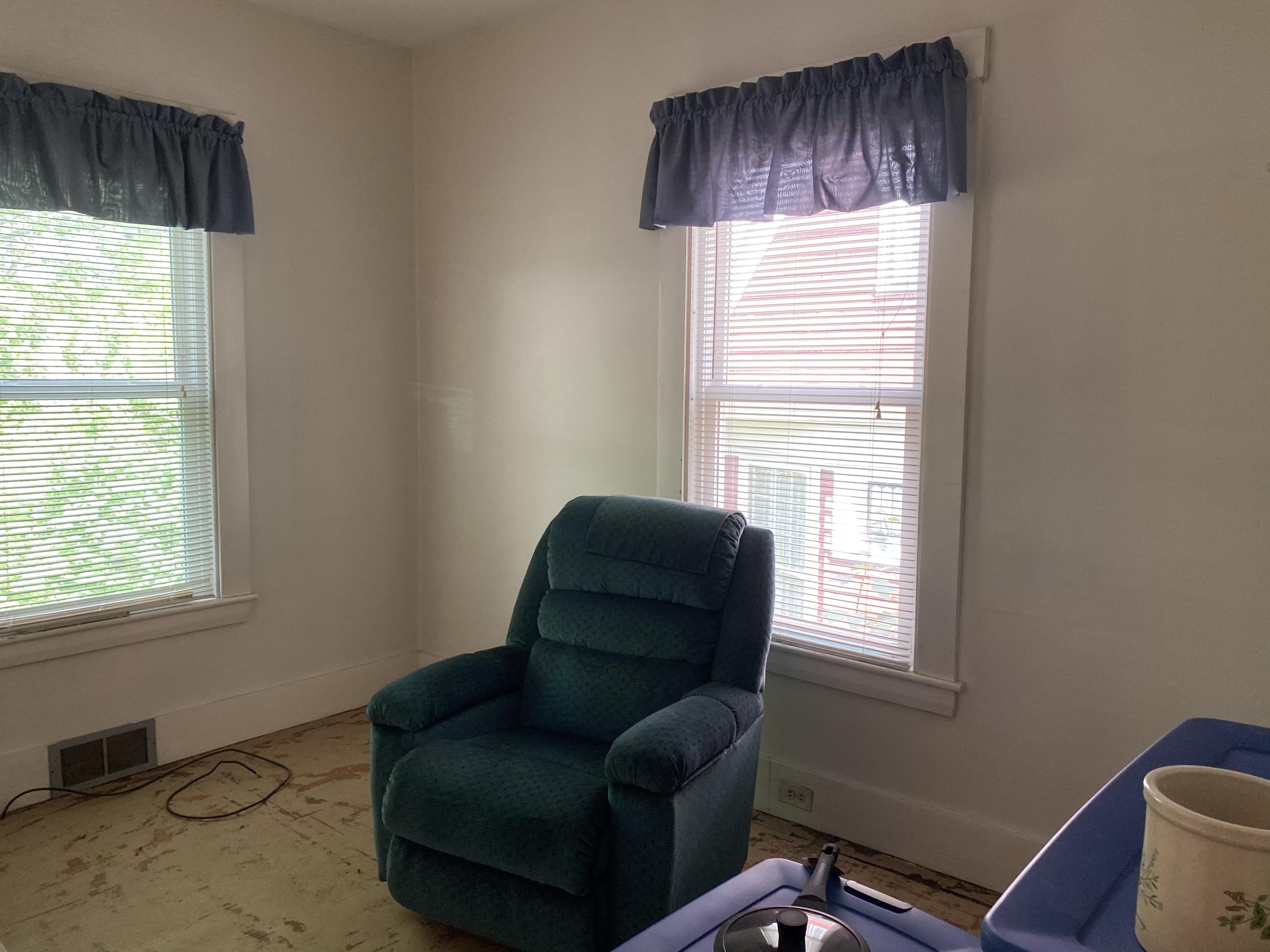253 Oak Street Lewiston ME 04240