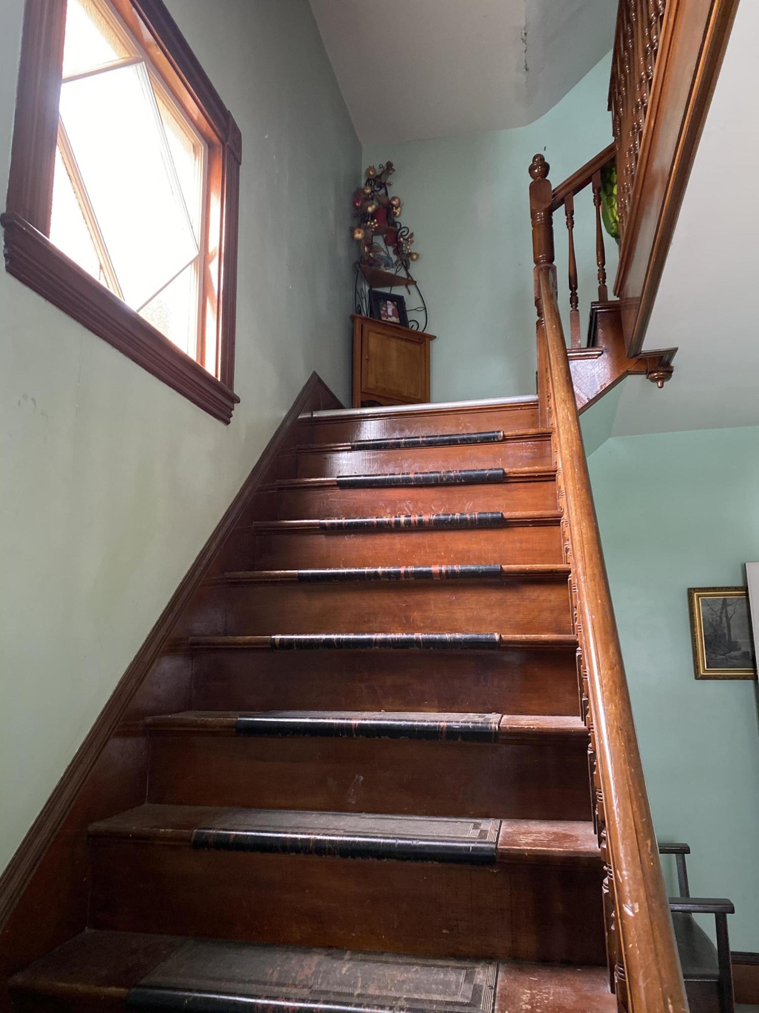 253 Oak Street Lewiston ME 04240