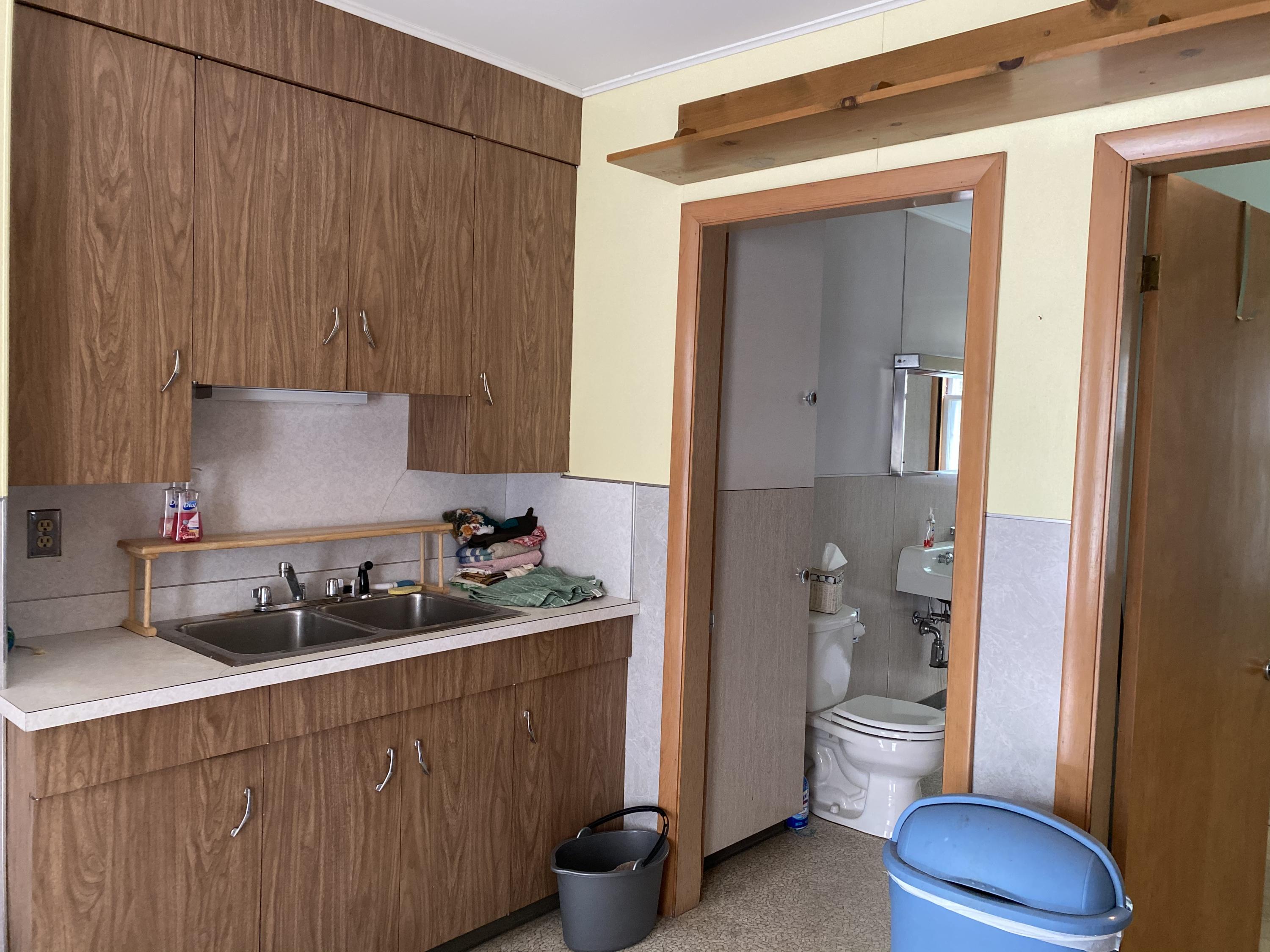 253 Oak Street Lewiston ME 04240