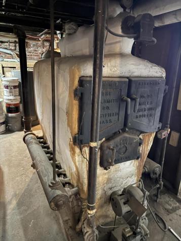 128 Pine Street Lewiston ME 04240