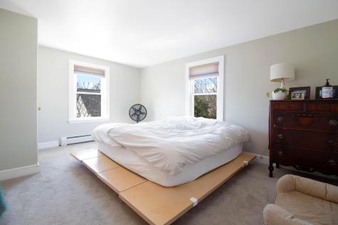 21 Ivy Street Portland ME 04102