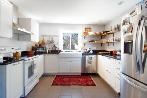 21 Ivy Street Portland ME 04102