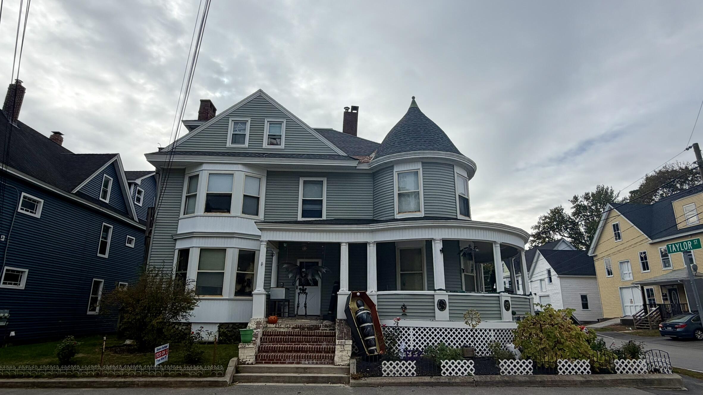 74 Winter Street Auburn ME 04210