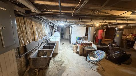 74 Winter Street Auburn ME 04210