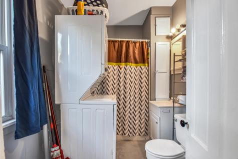 8 Harris Street Auburn ME 04210