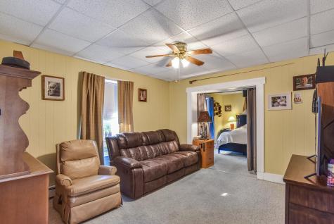 8 Harris Street Auburn ME 04210