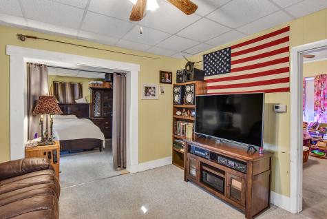8 Harris Street Auburn ME 04210