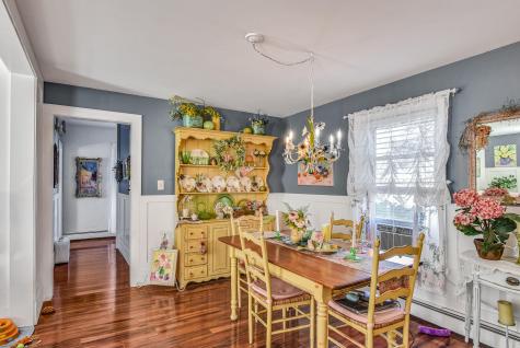 8 Harris Street Auburn ME 04210