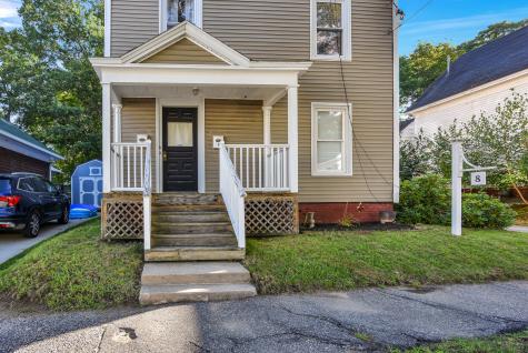 8 Harris Street Auburn ME 04210