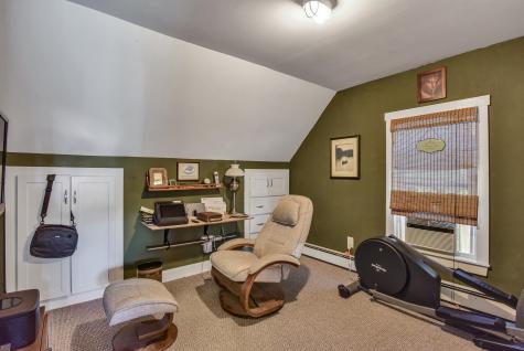 8 Harris Street Auburn ME 04210