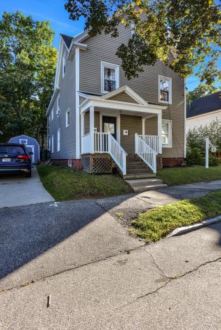 8 Harris Street Auburn ME 04210