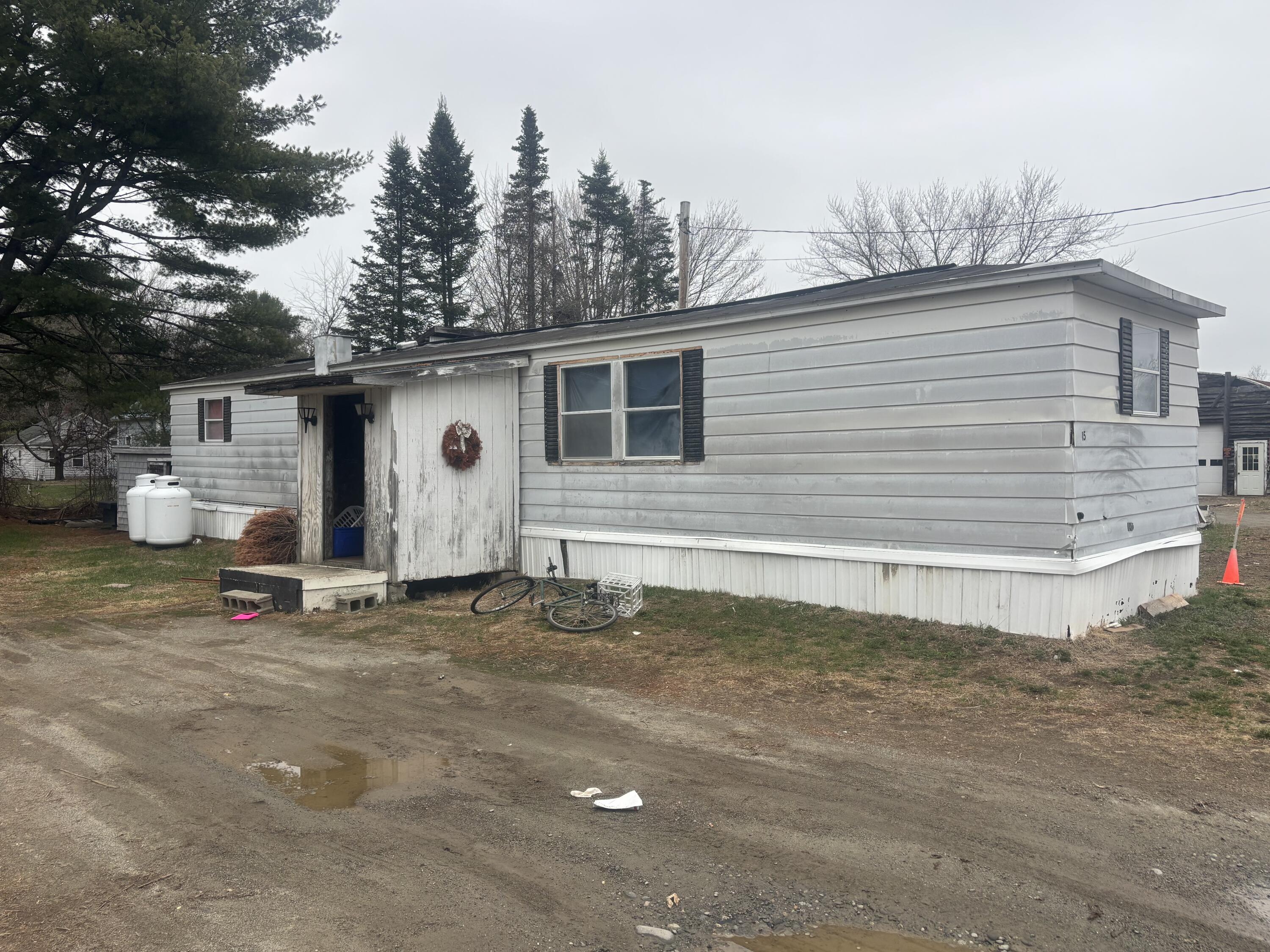 15,19 Adams Street Skowhegan ME 04976