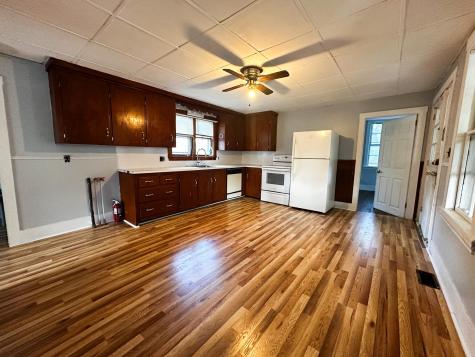 143 Pleasant Street Saco ME 04072