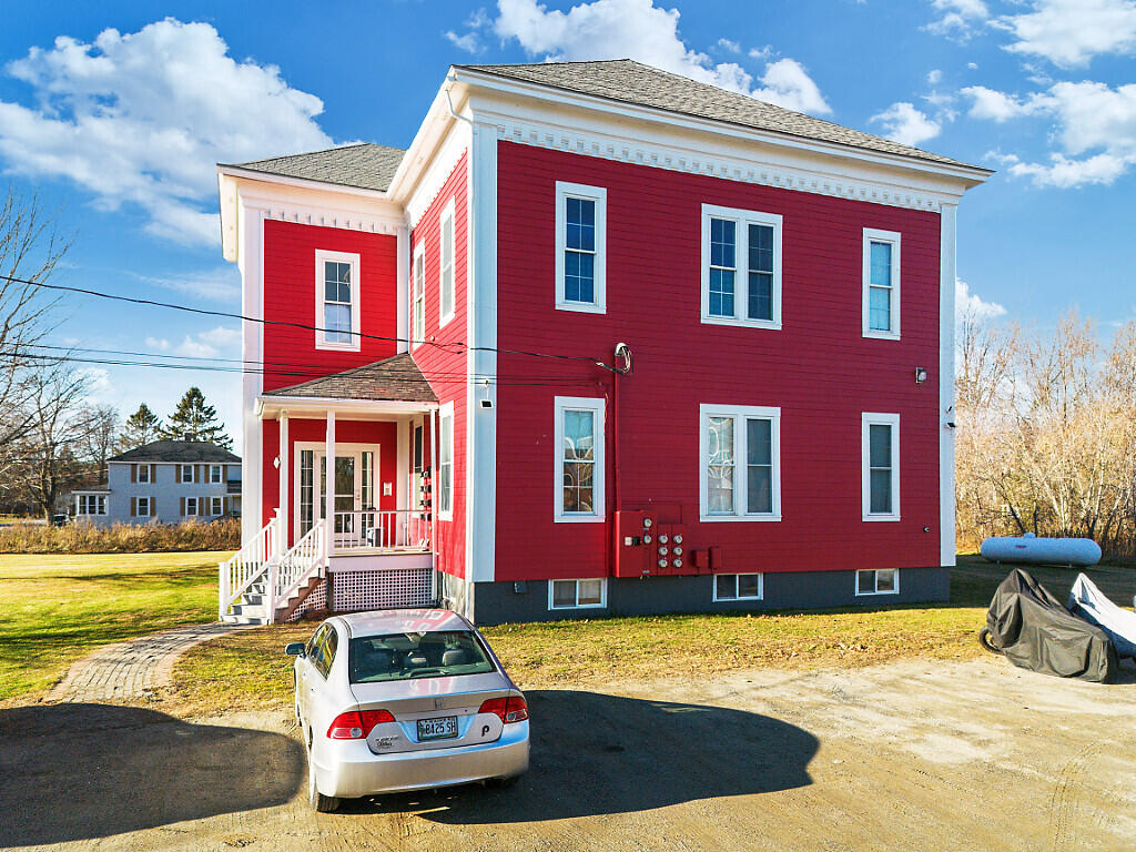 22 Burrill Street Fairfield ME 04937