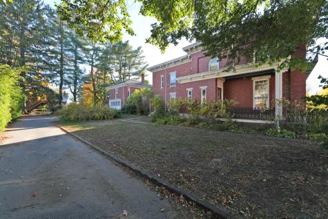 11 Lincoln Street Brunswick ME 04011