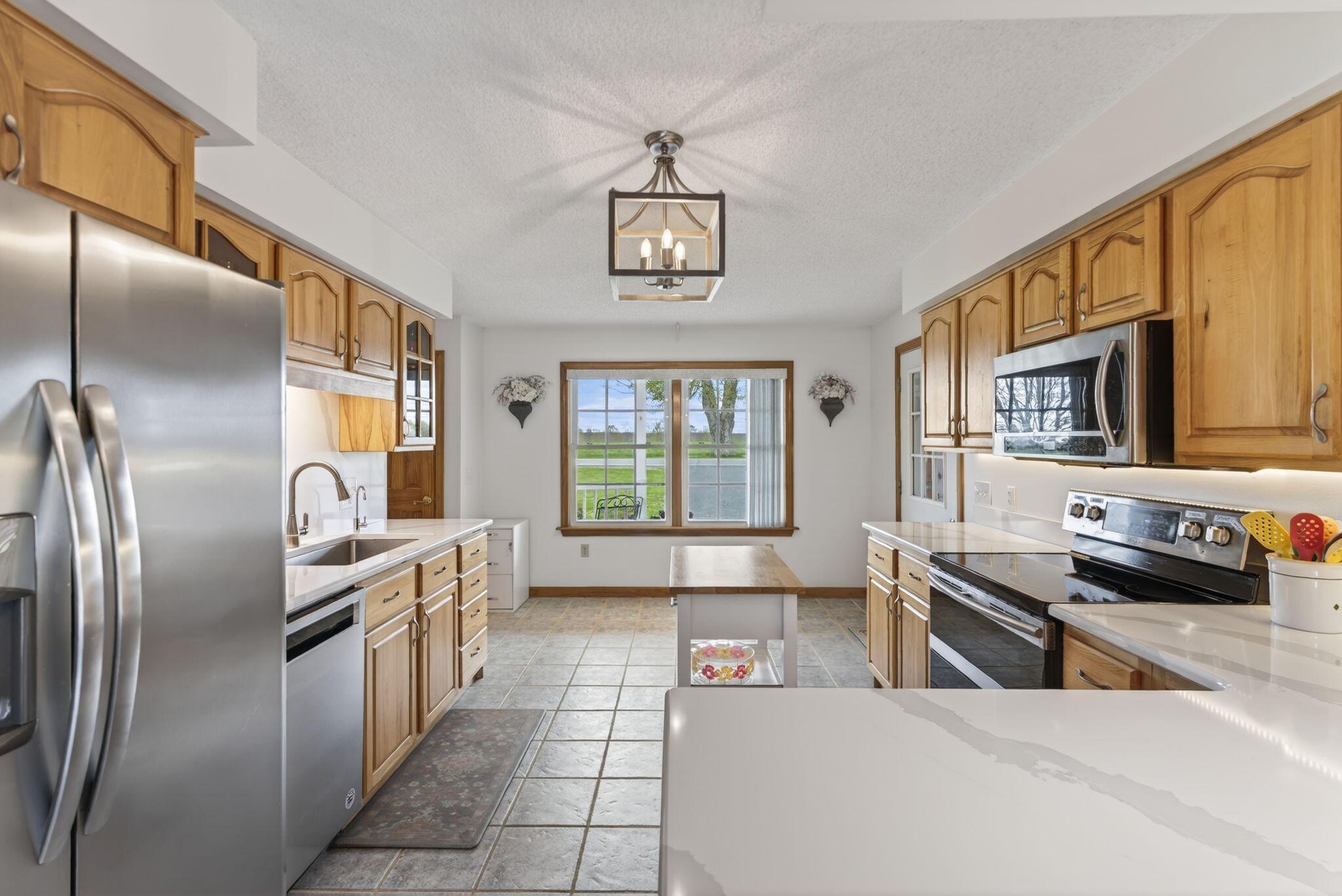 184-186 Pleasant View Ridge Road China ME 04358