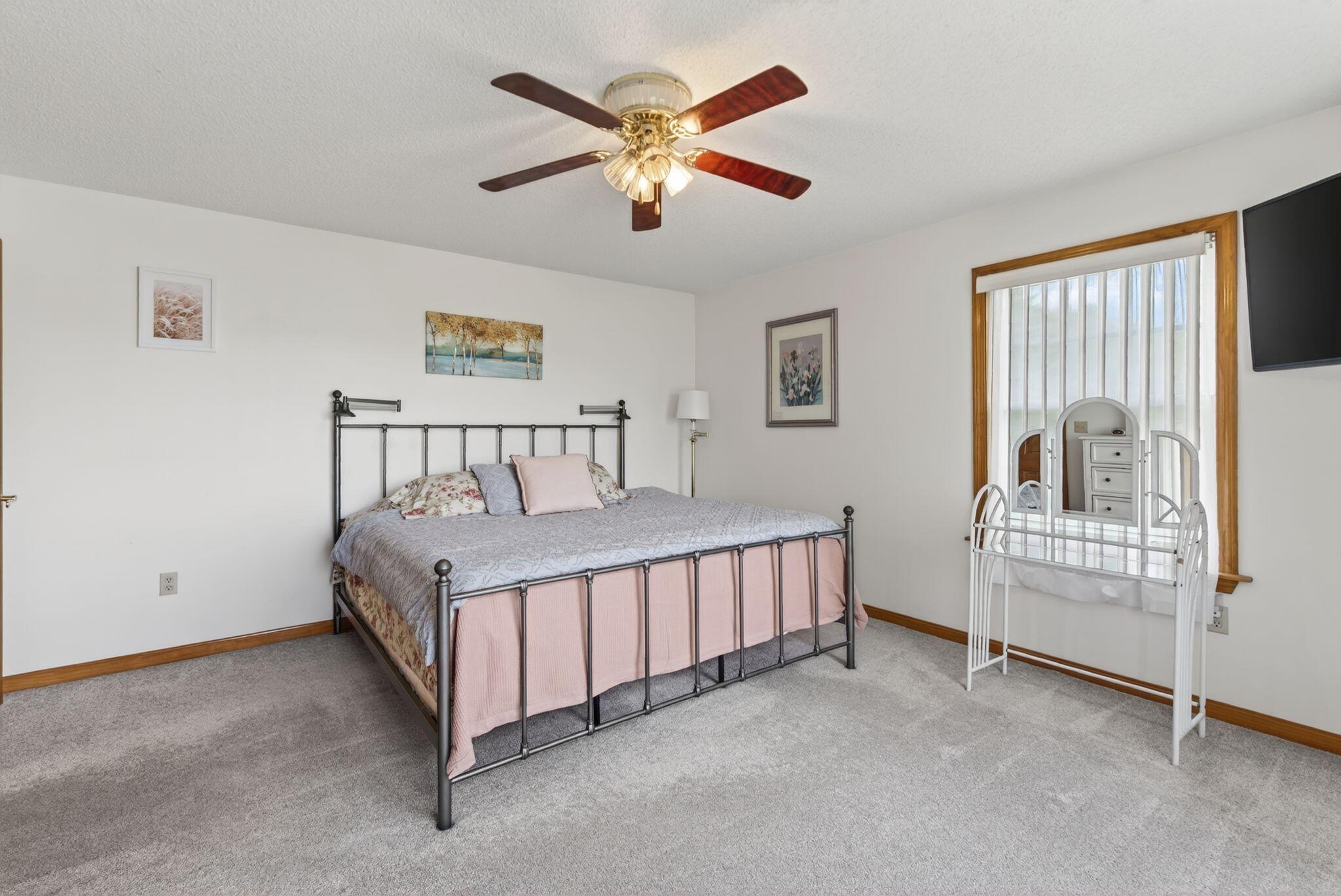 184-186 Pleasant View Ridge Road China ME 04358