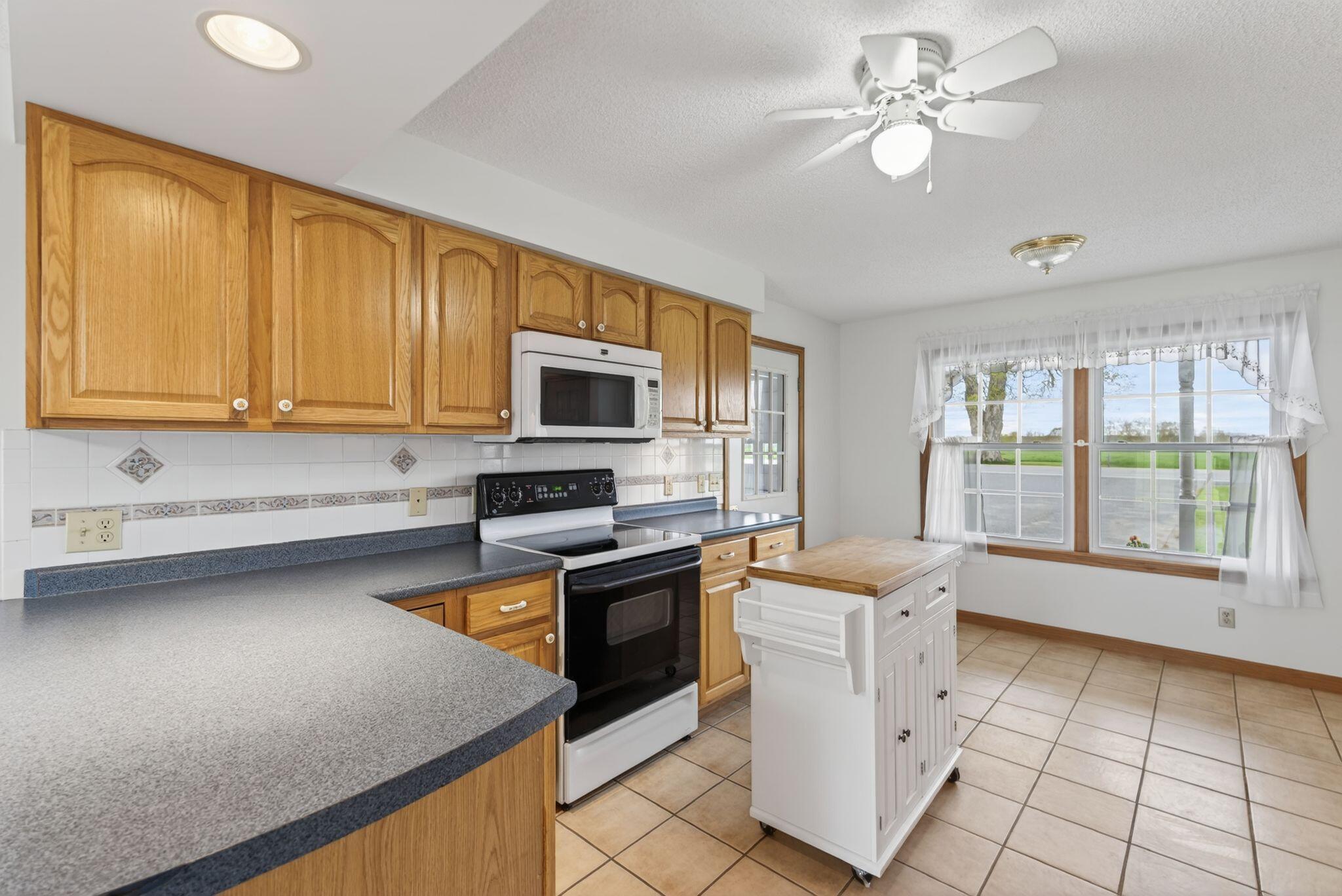 184-186 Pleasant View Ridge Road China ME 04358