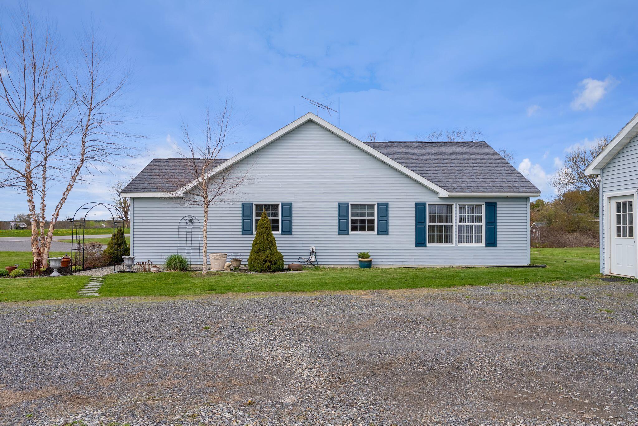 184-186 Pleasant View Ridge Road China ME 04358