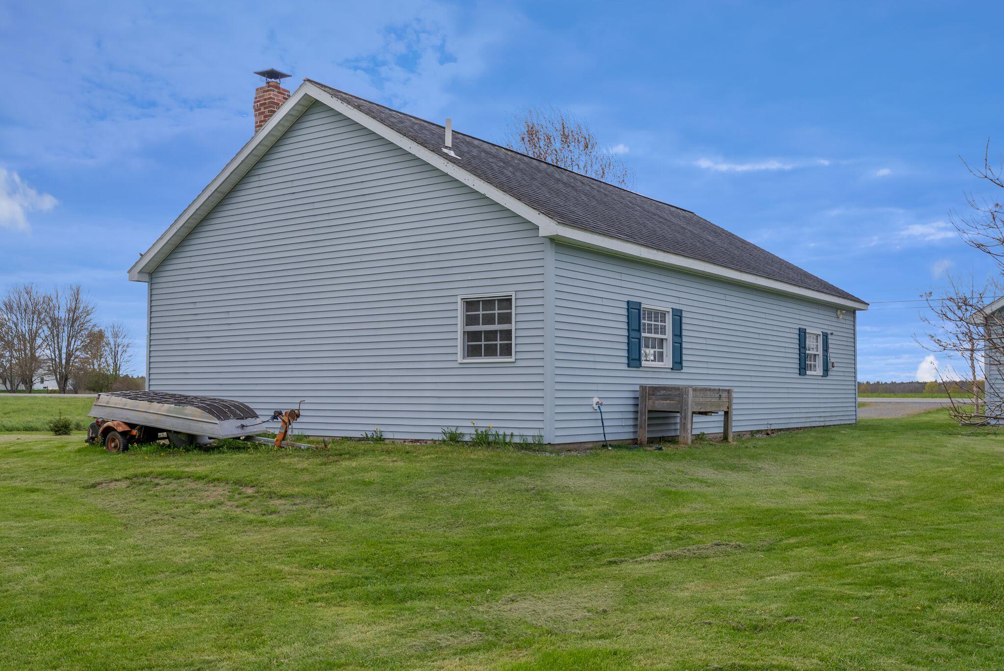184-186 Pleasant View Ridge Road China ME 04358