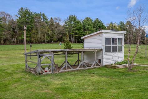 184-186 Pleasant View Ridge Road China ME 04358