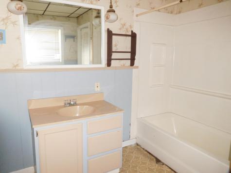 374 Court Street Auburn ME 04210