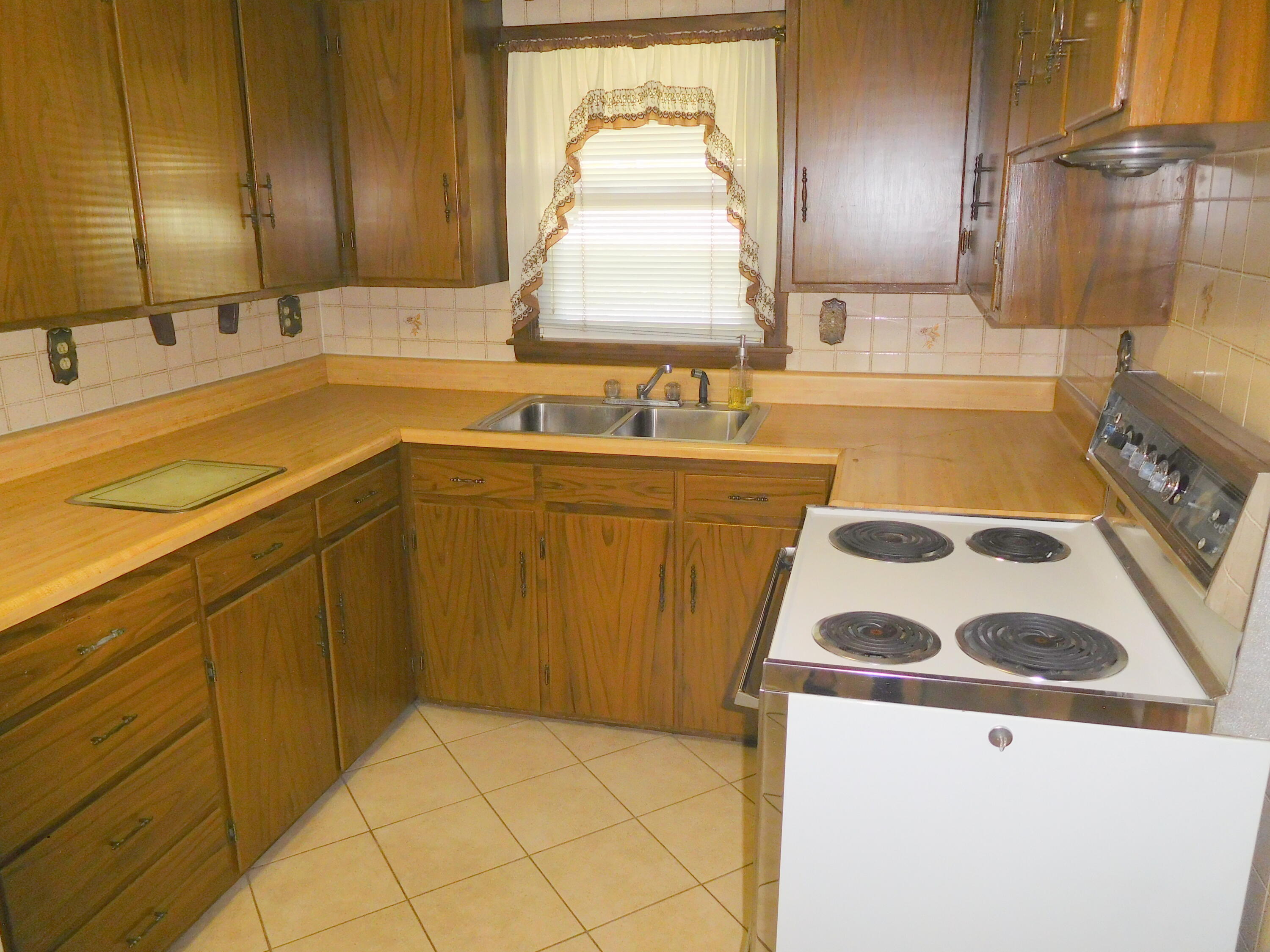 72 Jefferson Street Lewiston ME 04240