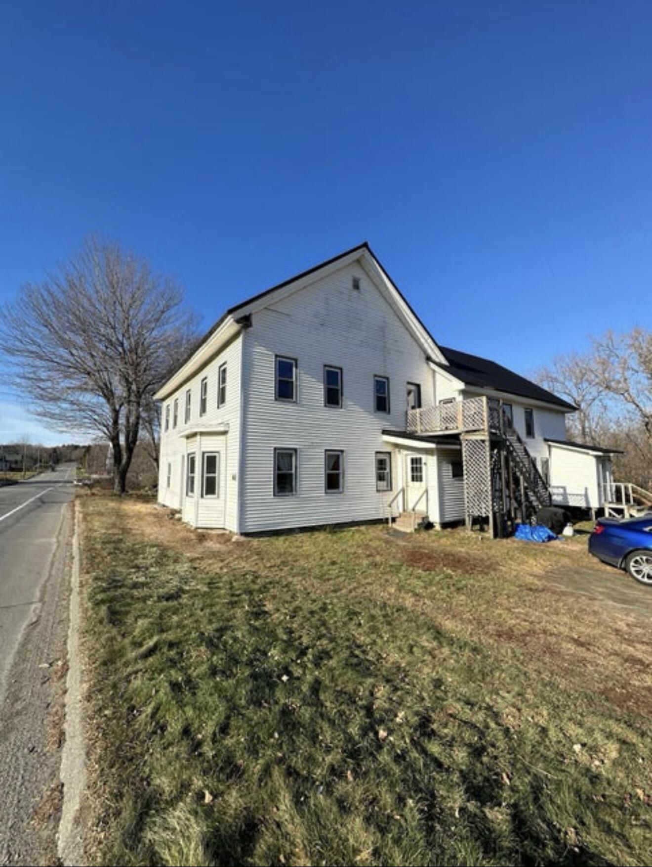 1432 Main Road Eddington ME 04428
