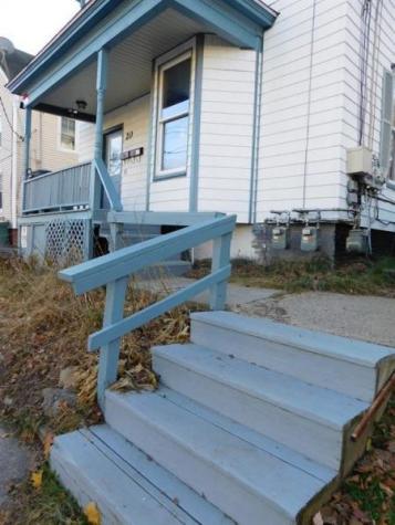 20 James Street Auburn ME 04210