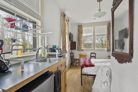 11 Water Street Damariscotta ME 04543
