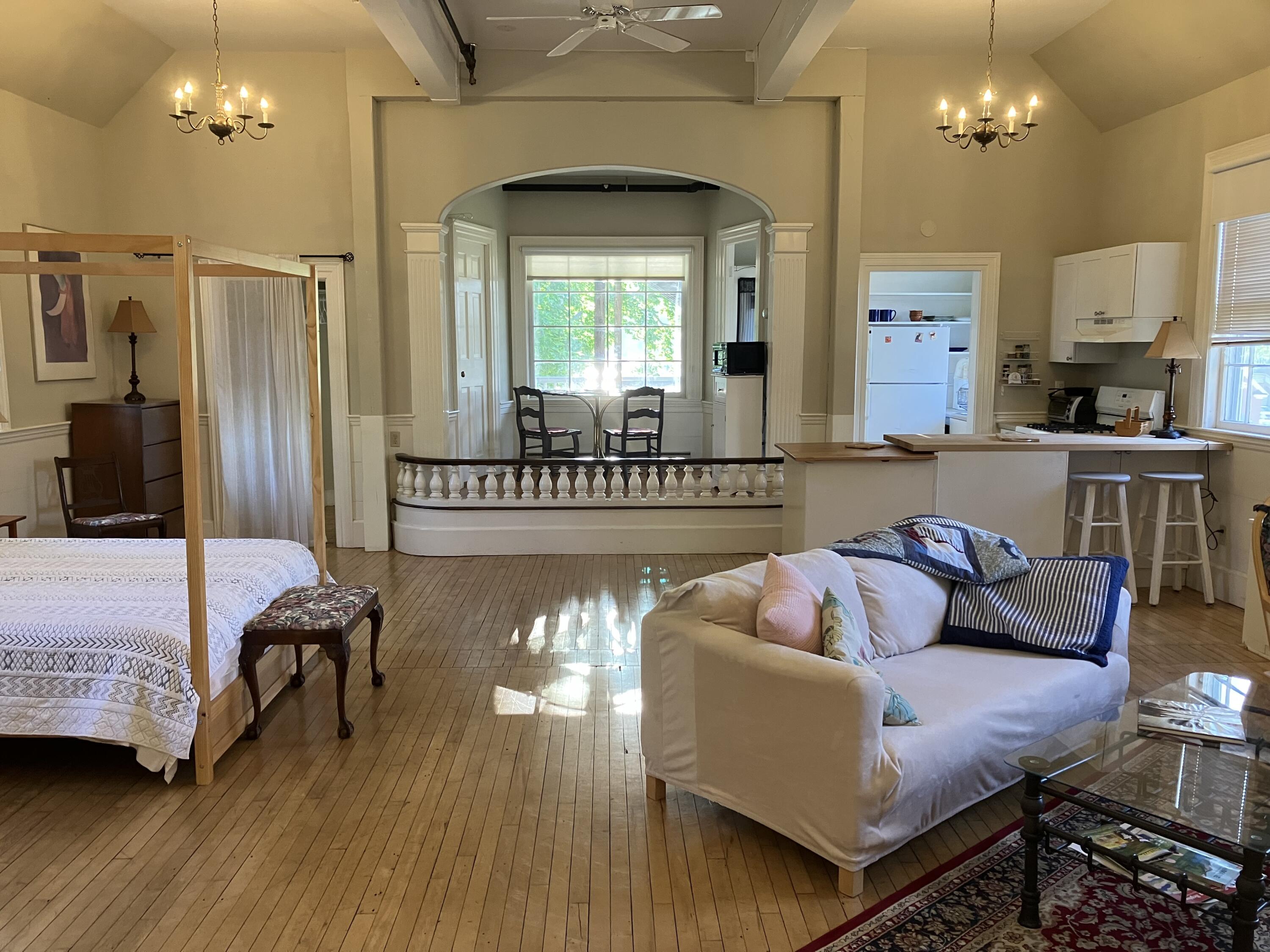 11 Water Street Damariscotta ME 04543