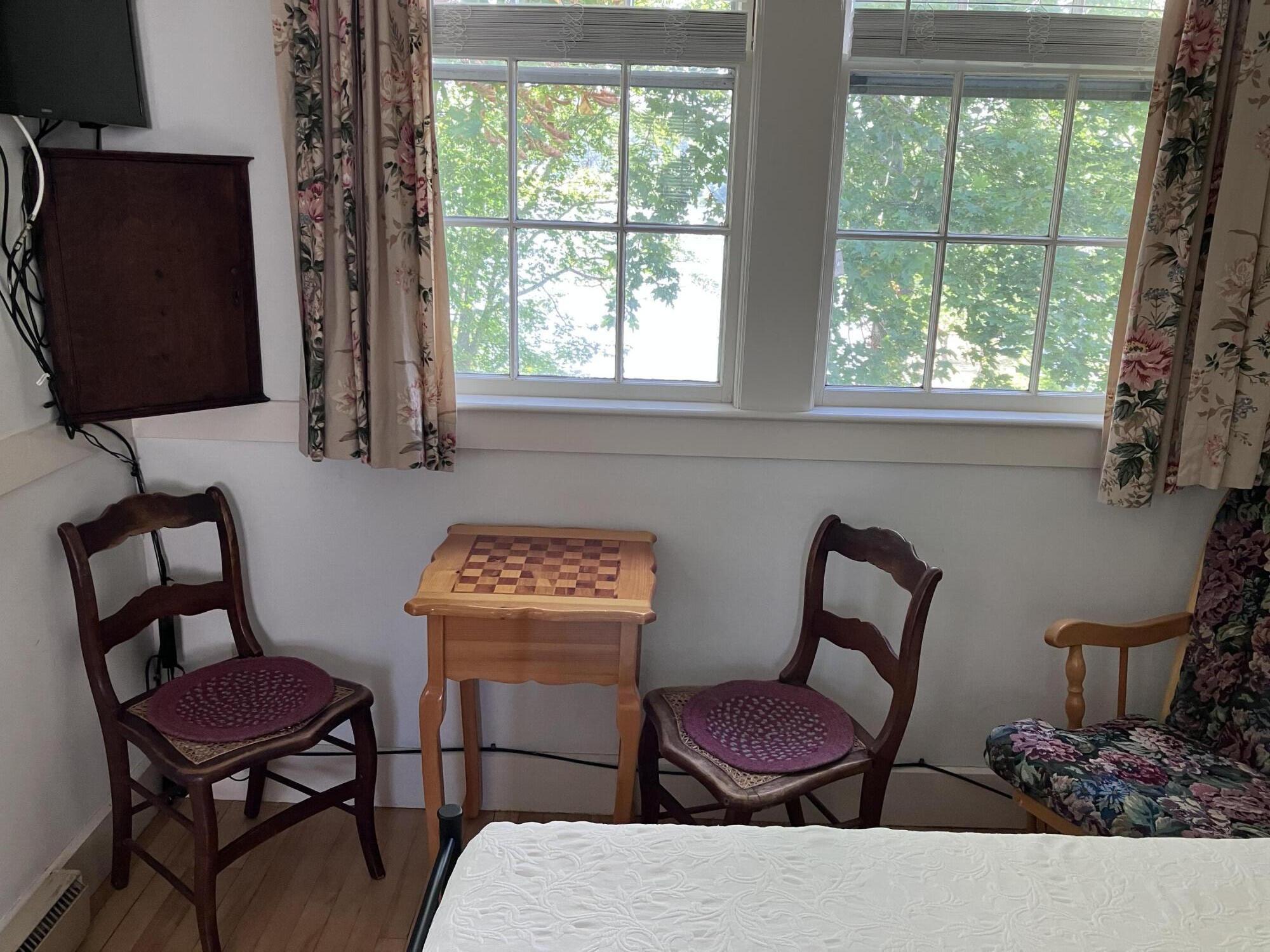11 Water Street Damariscotta ME 04543