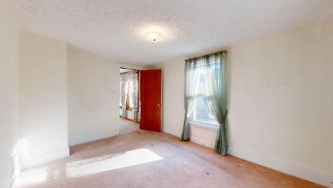 391 College Street Lewiston ME 04240