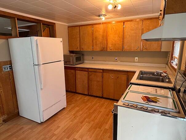 25 Pray Street Gardiner ME 04345