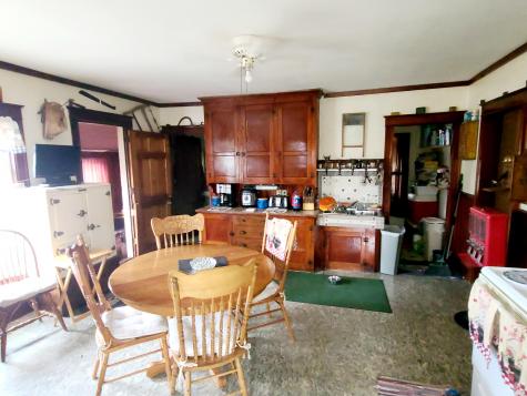 61 Roy Avenue Auburn ME 04210