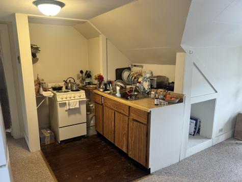 9 Grasmere Road Portland ME 04101