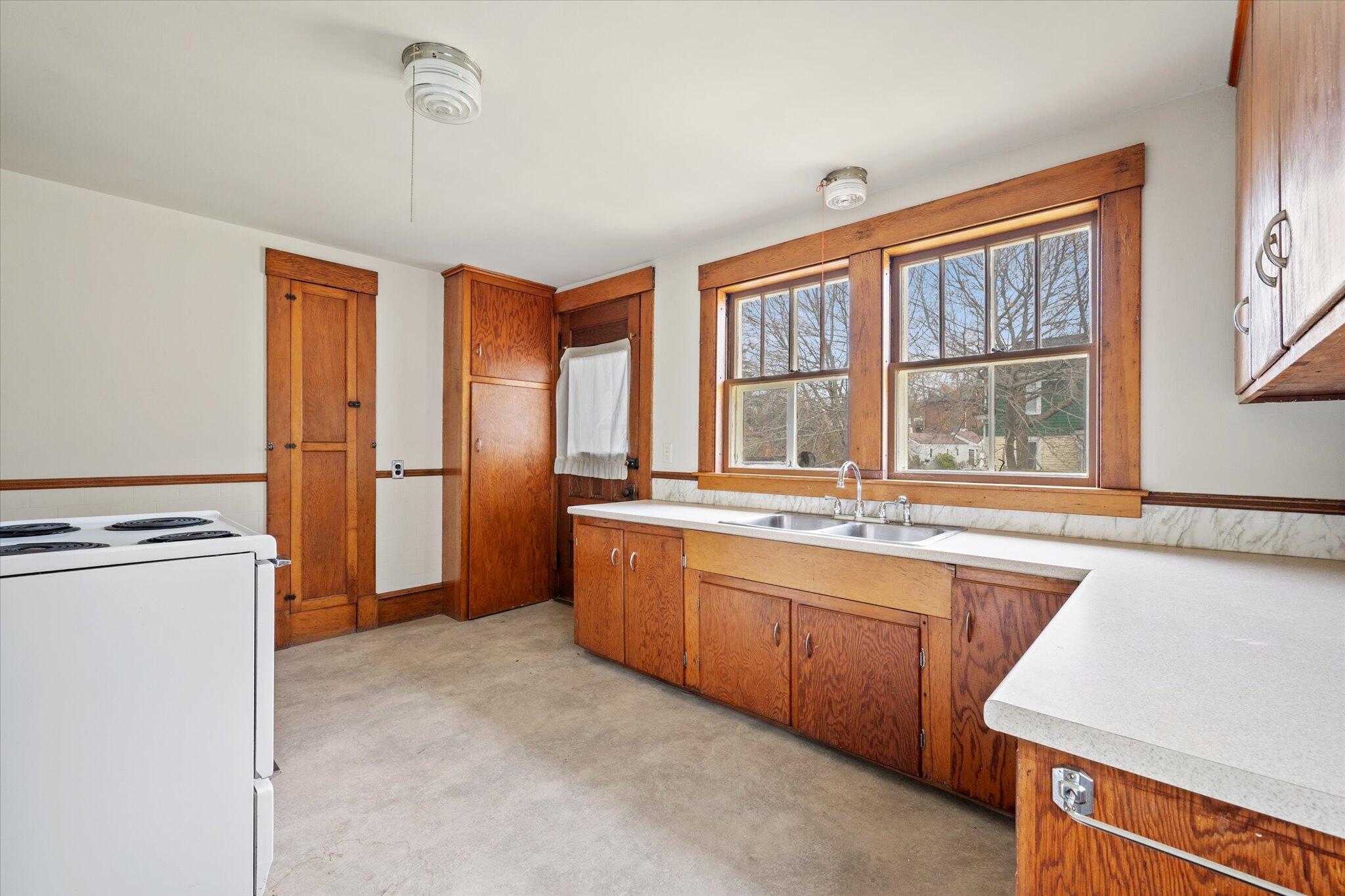 206 Water Street Ellsworth ME 04605