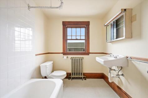 206 Water Street Ellsworth ME 04605