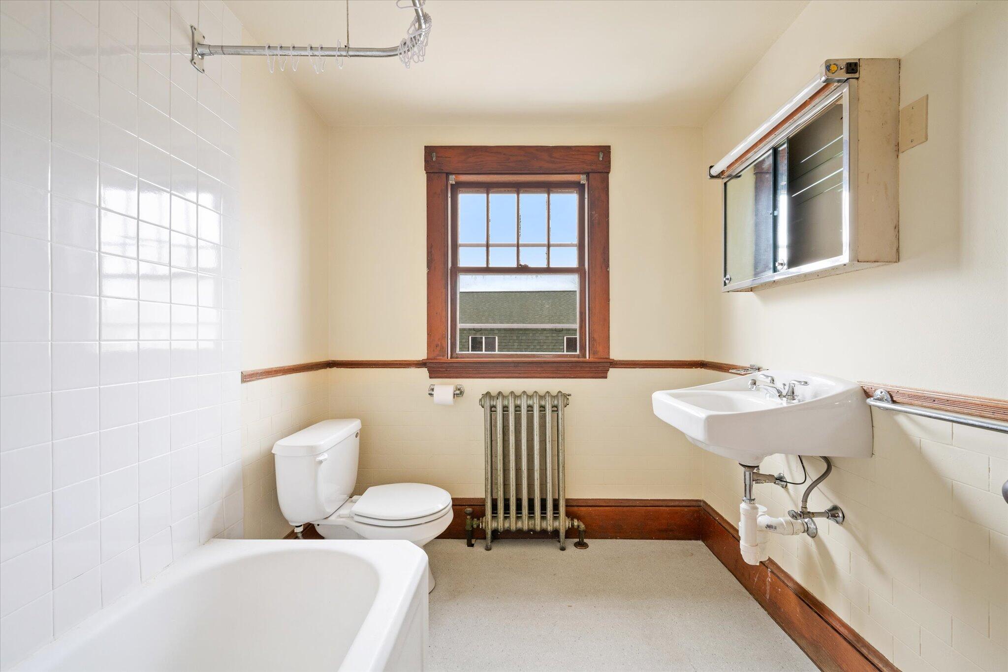 206 Water Street Ellsworth ME 04605